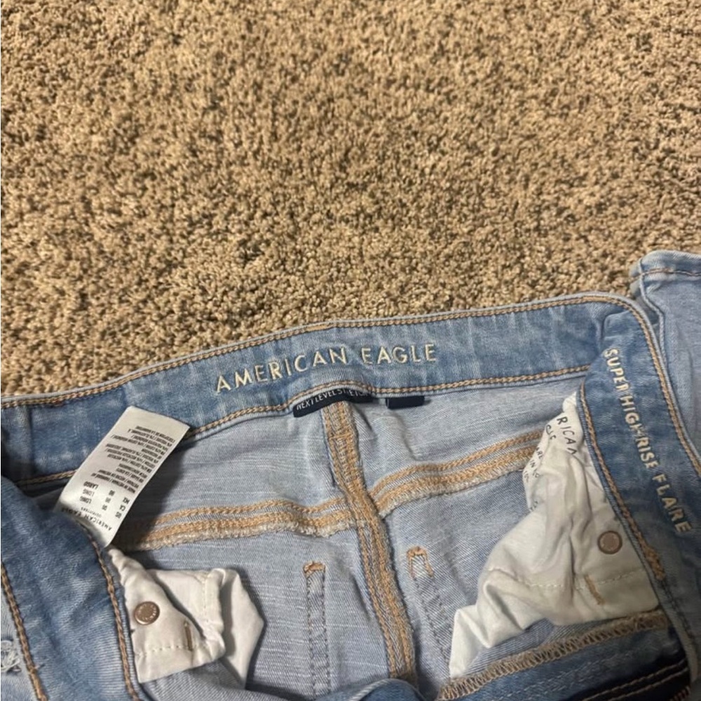 American Eagle flare jeans - Picture 3 of 4
